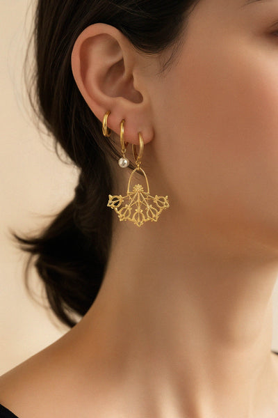 Daphne Earrings Gold – Astor & Orion