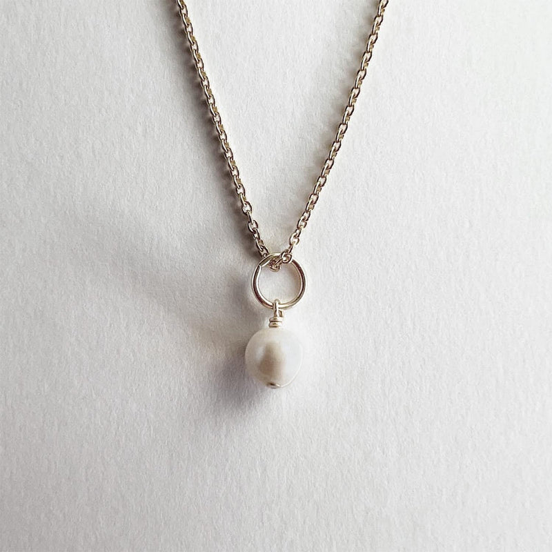 Paloma Pearl Necklace Silver - Astor & Orion